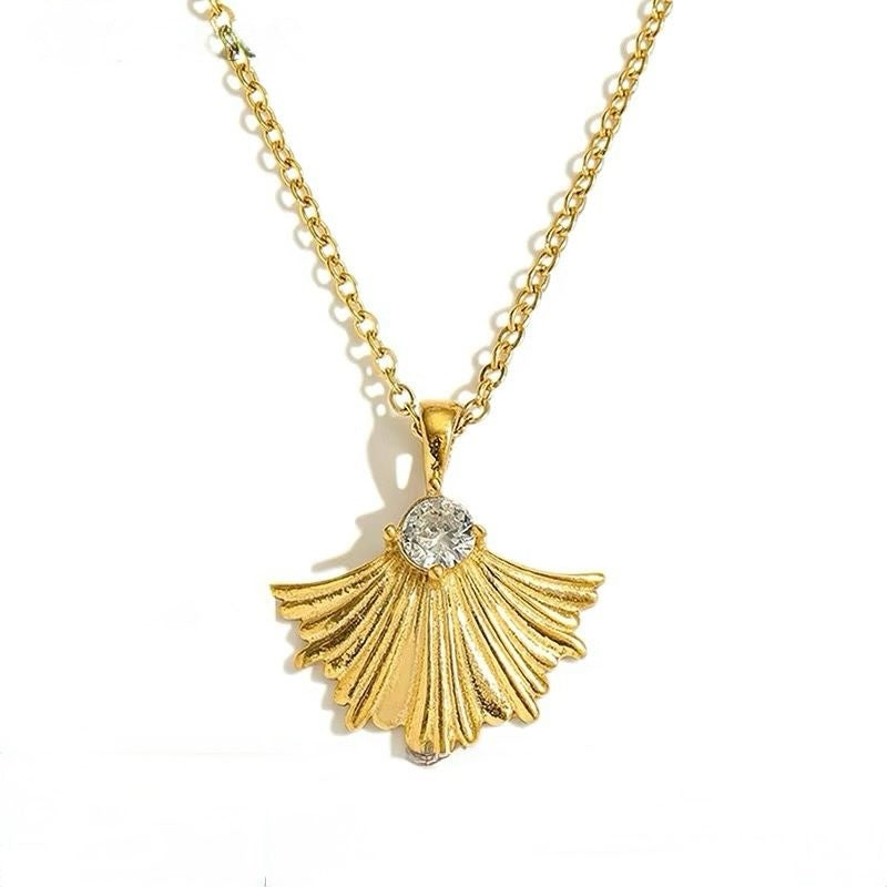 Shell Me Up Necklace