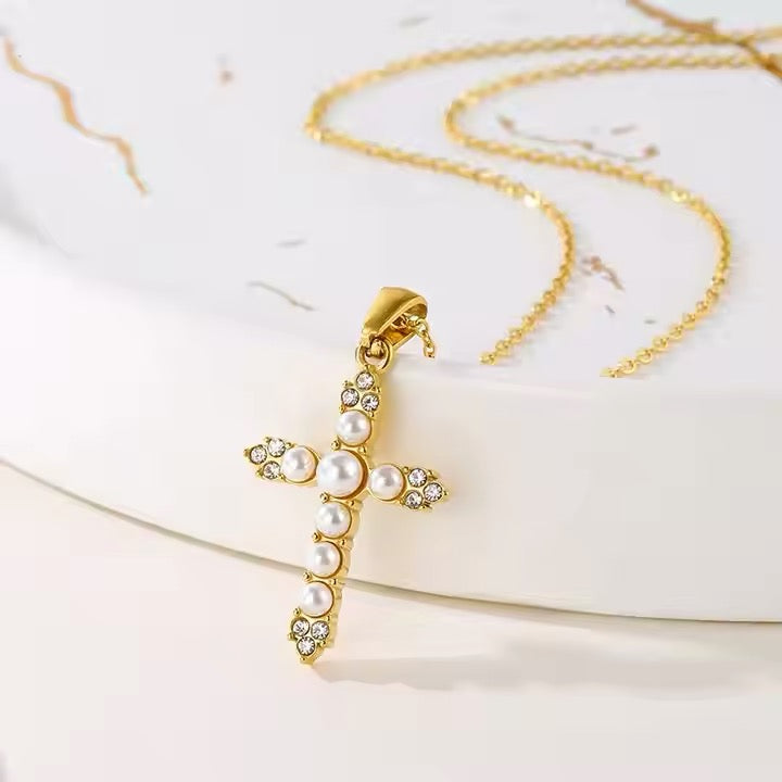 Cross Pearl Pendant Necklace