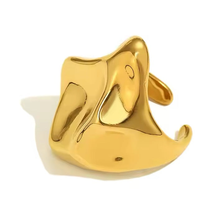 Sculptura Gold Ring