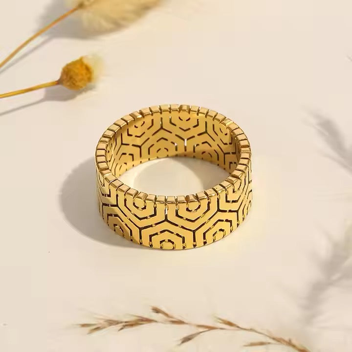 HexaMaze Ring