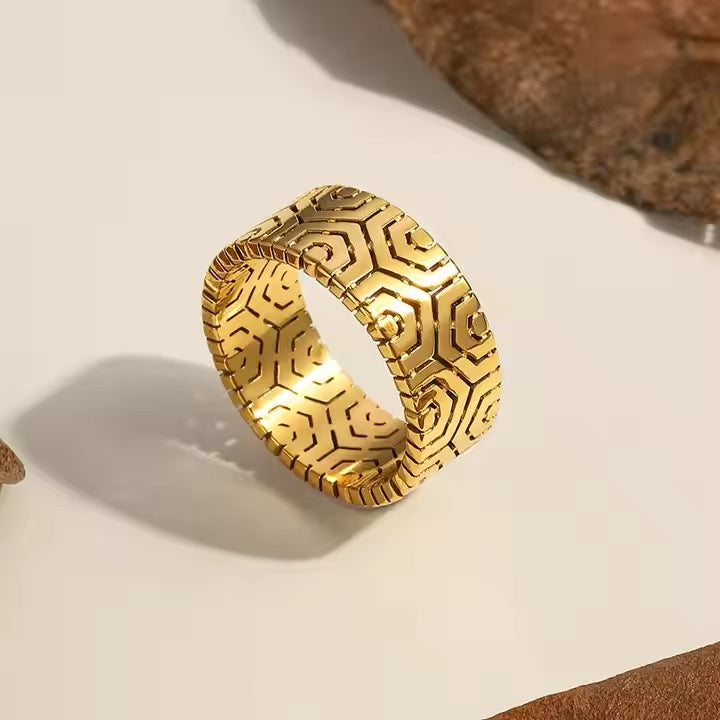 HexaMaze Ring