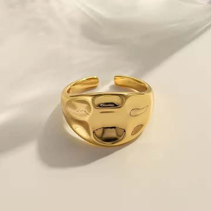 Drip Form Ring