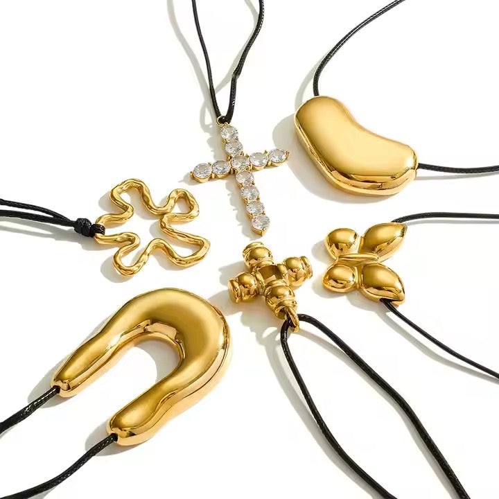 Drop Dead Rope Necklace